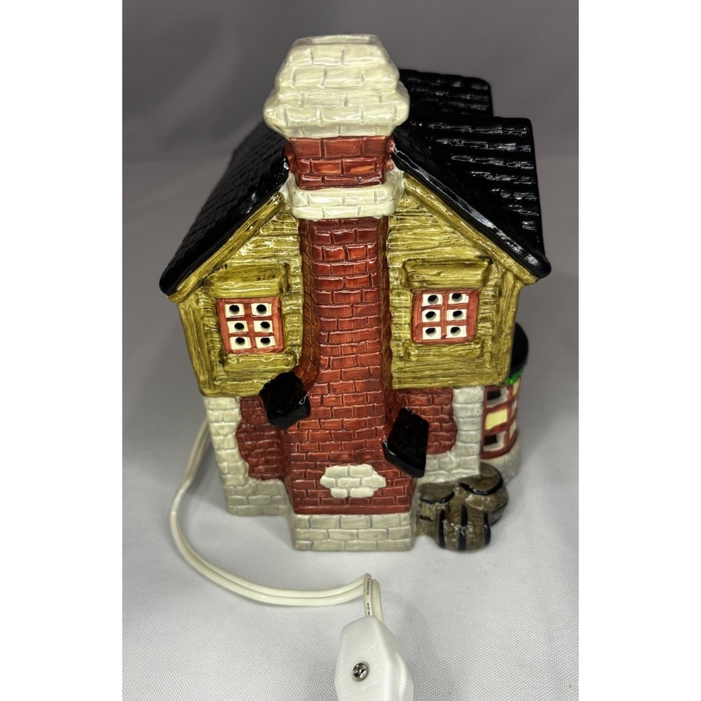 🍺Christmas‎ Giant Duke's Tavern Christmas Village Light Up - Picture 5 of 9